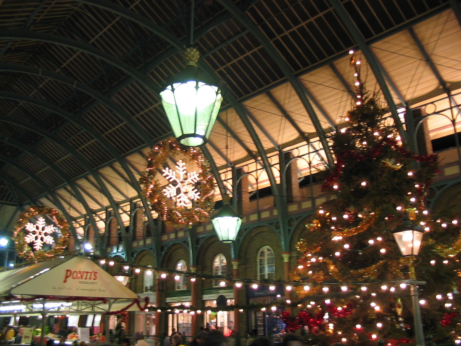 The Perfect Christmas in London Itinerary