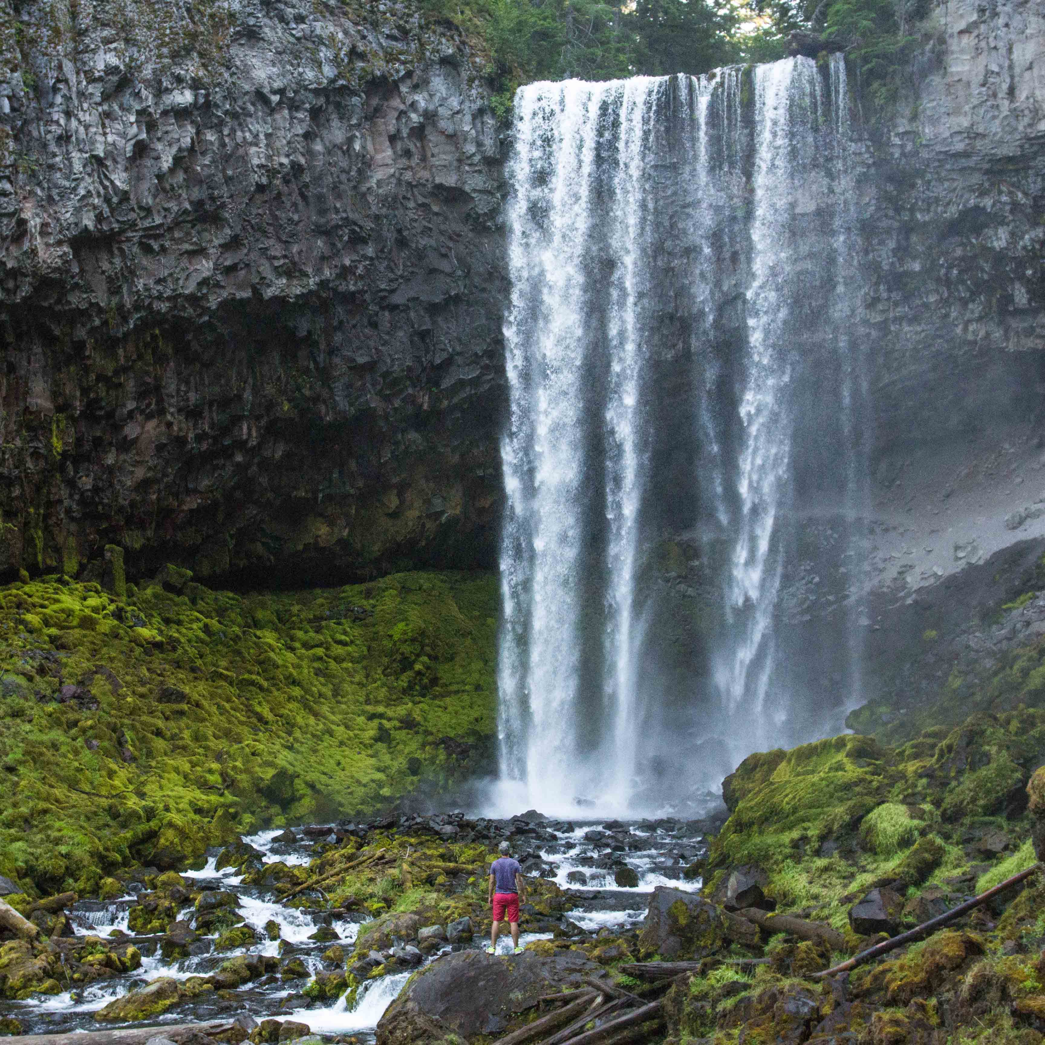 Descriptive essay about waterfalls
