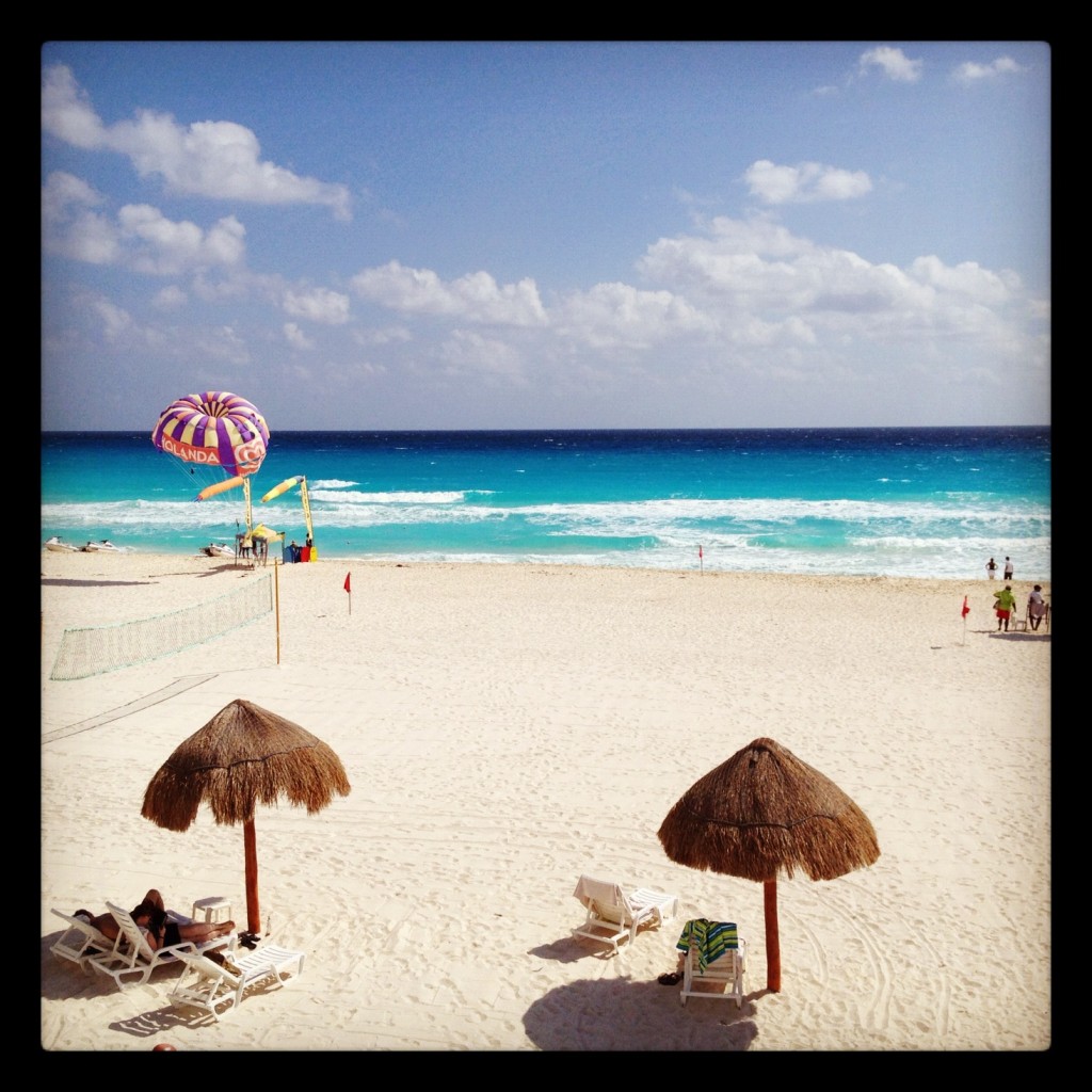 cancun public beach