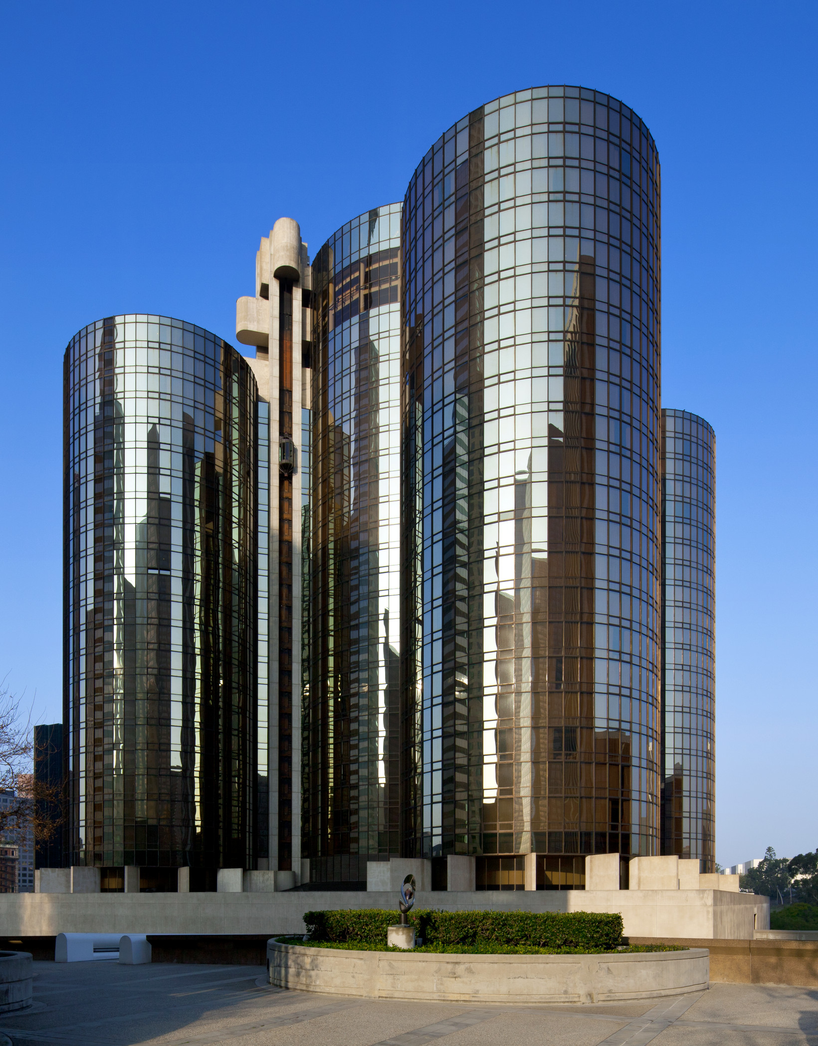 The Westin Bonaventure Hotel: A Luxurious Stay In The Heart Of Los Angeles